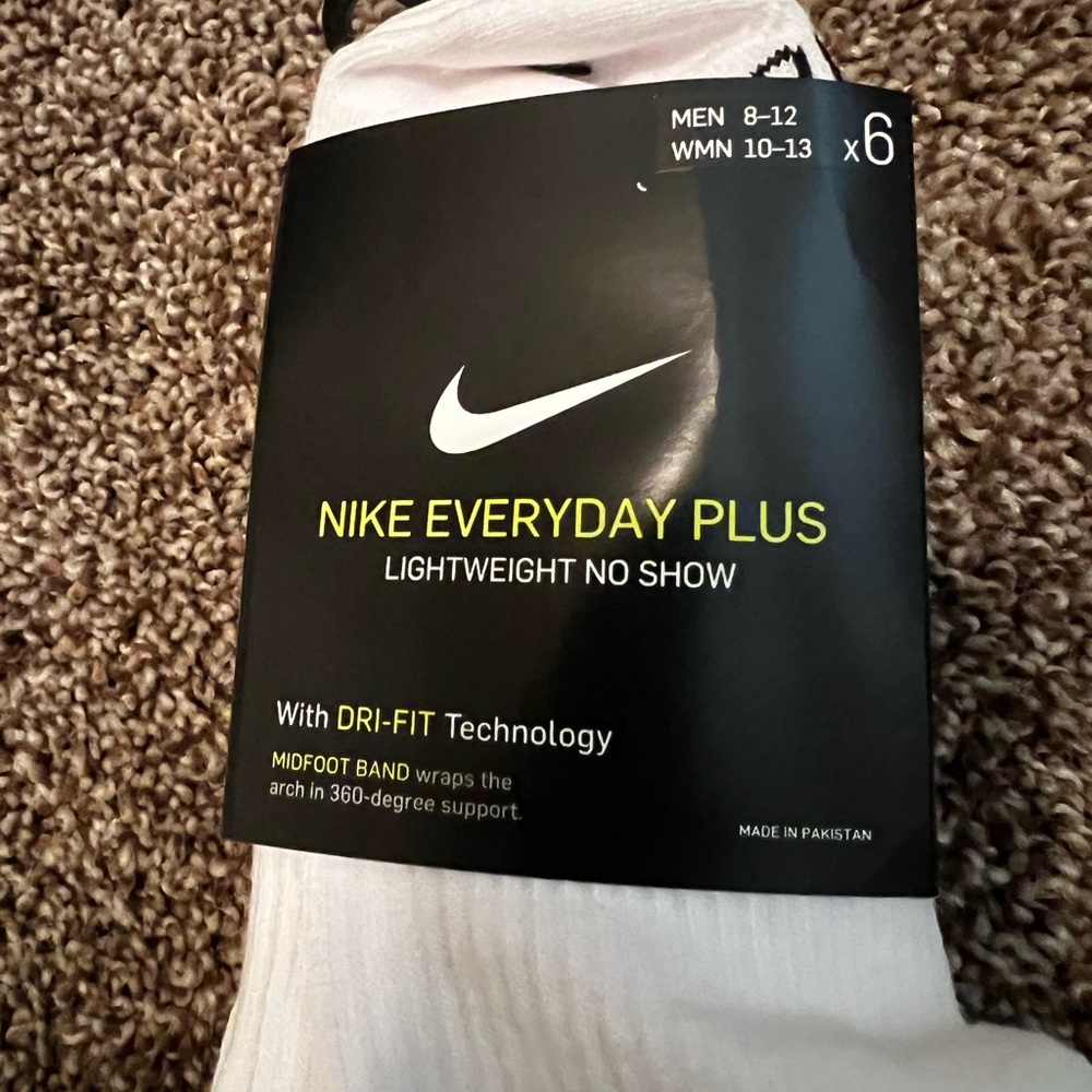 Nike Everyday Plus Lightweight No Show White Socks - Picture 2 of 4